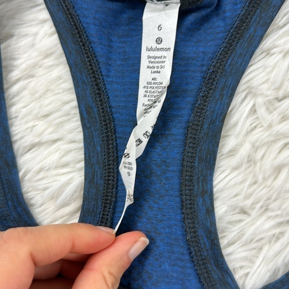 Lululemon Swiftly Tech Tank Heathered Black Blue *Race Length* - Picture 5 of 7